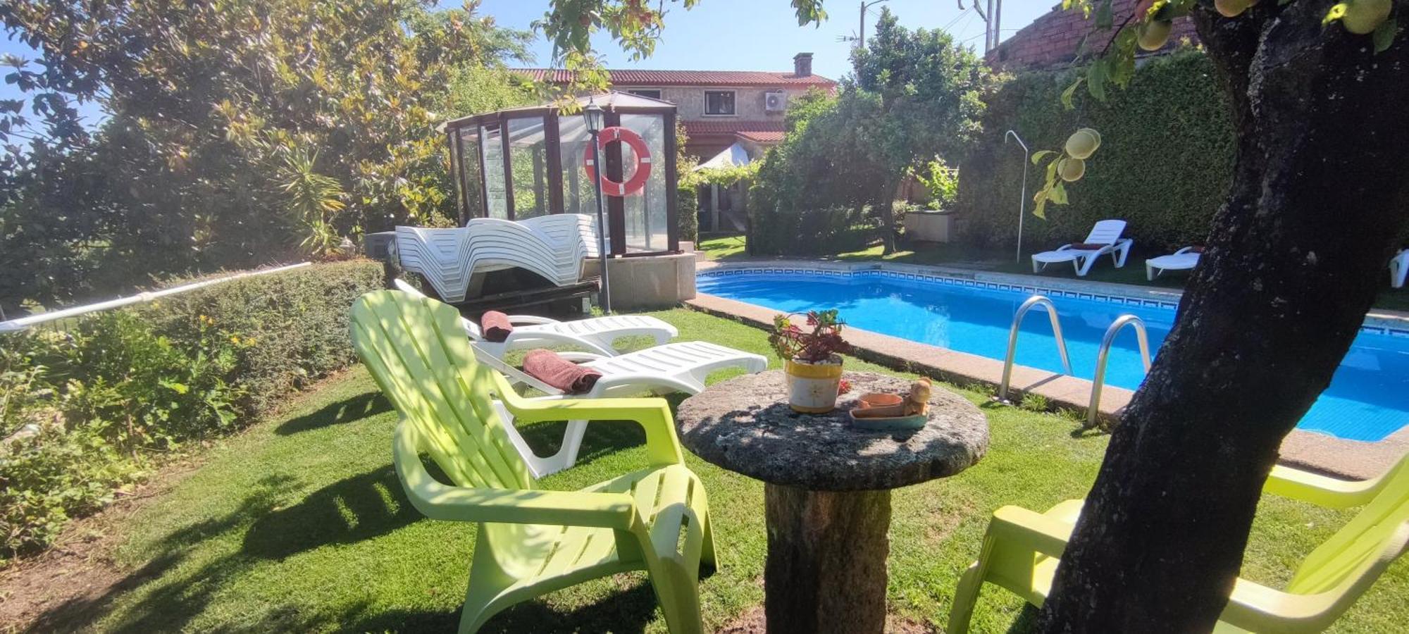 Casa Rural Os Carballos ポンテベドラ エクステリア 写真
